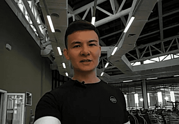 Приветствуем в JJ Fitness! Познакомьтесь с нашим фитнес-инструктором Мадияром!